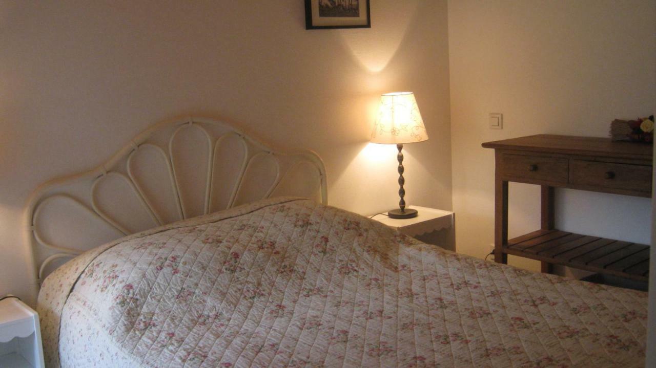 La Touche D'En Bas Hotel Plouguenast Bagian luar foto